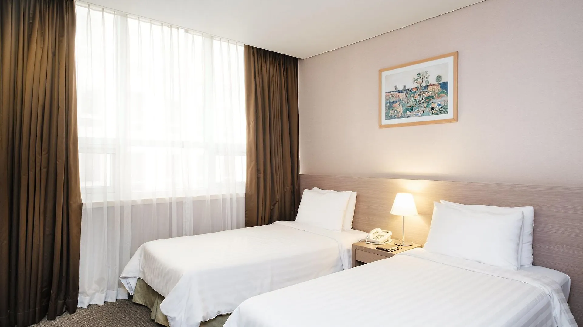 New Seoul Hotel Myeongdong