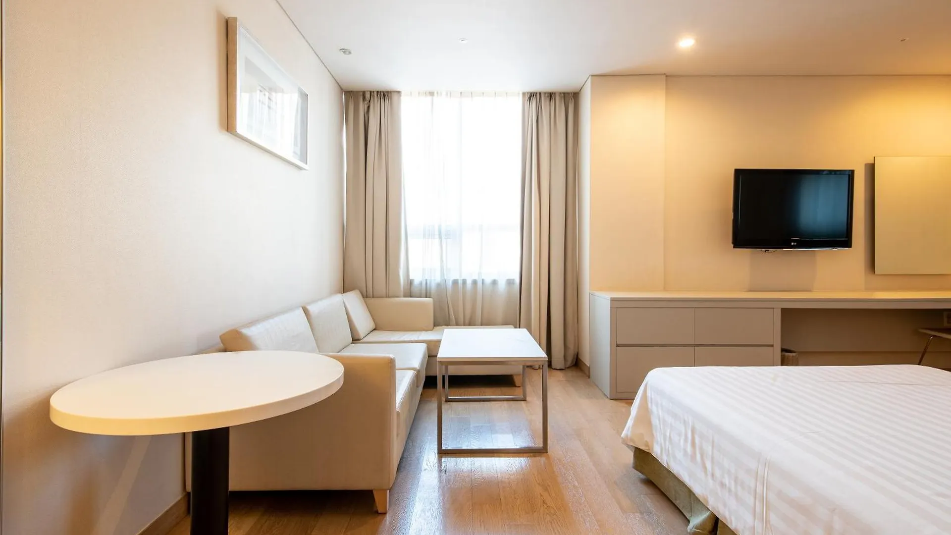 New Seoul Hotel Myeongdong