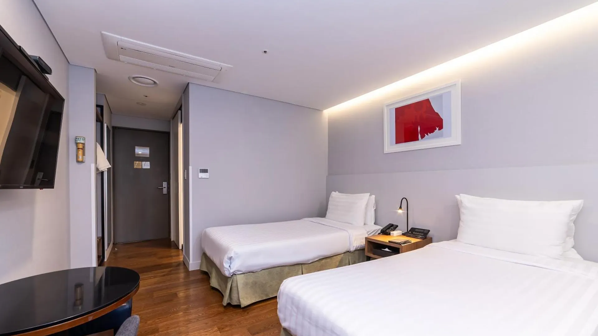 New Seoul Hotel Myeongdong