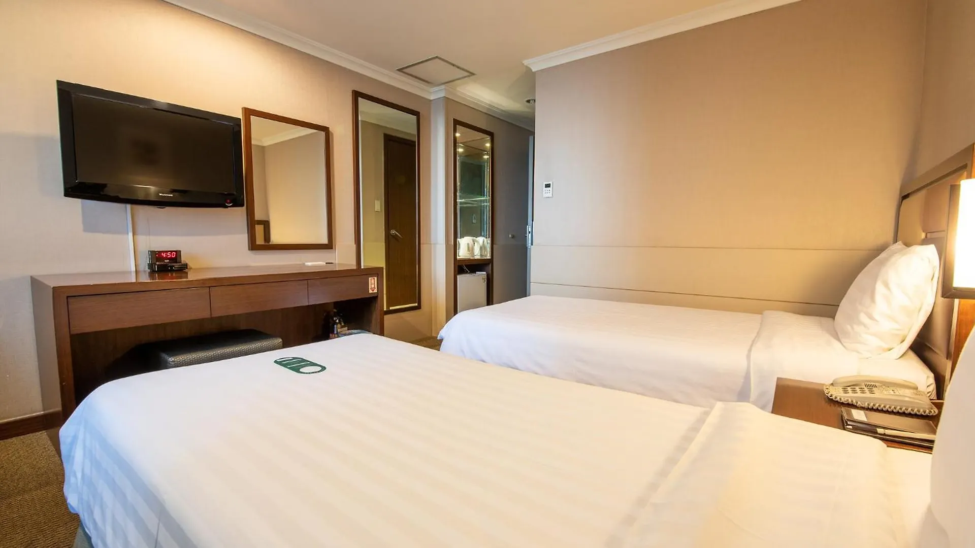 New Seoul Hotel Myeongdong 3*,  South Korea
