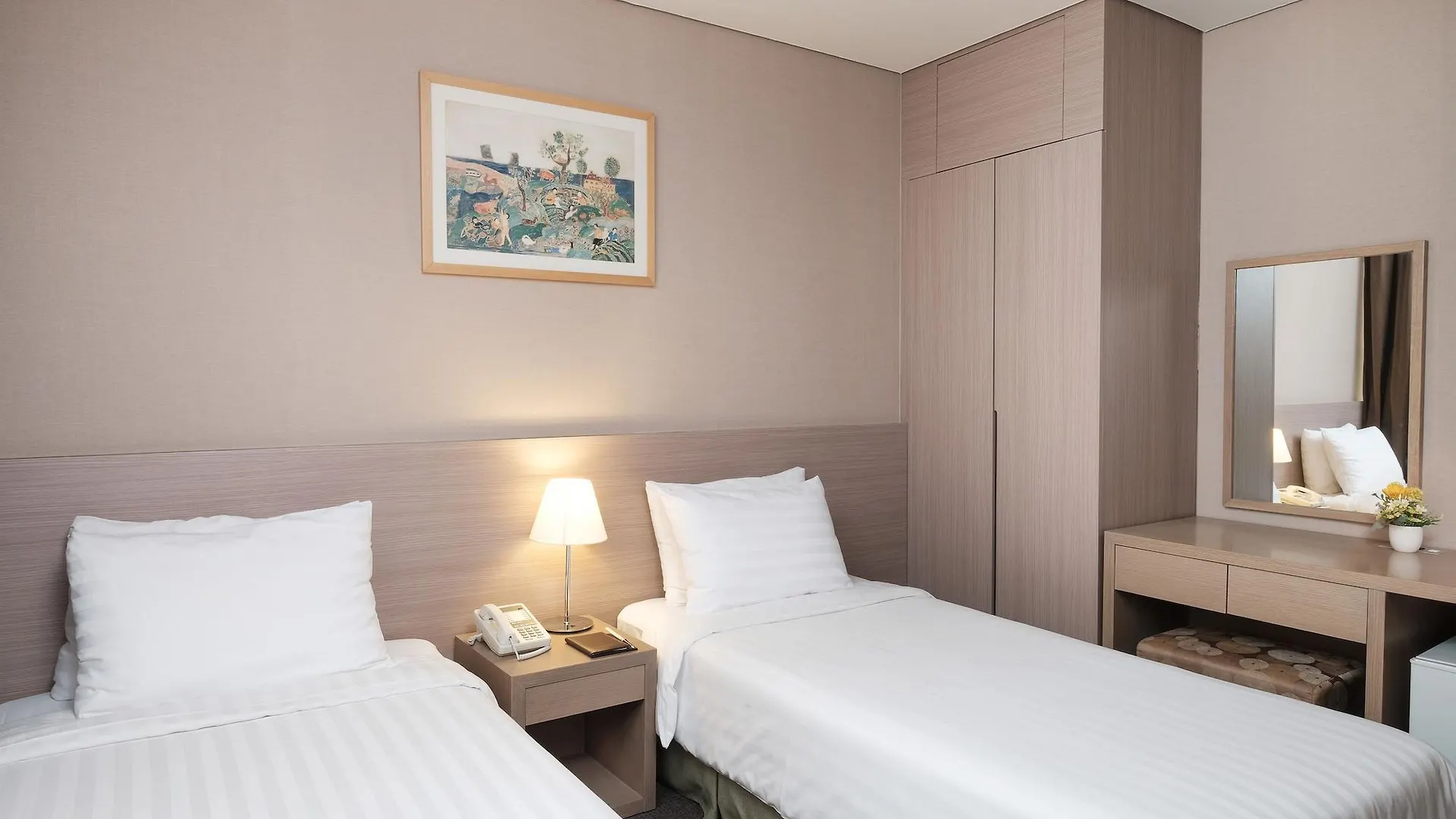 New Seoul Hotel Myeongdong 3*,  South Korea