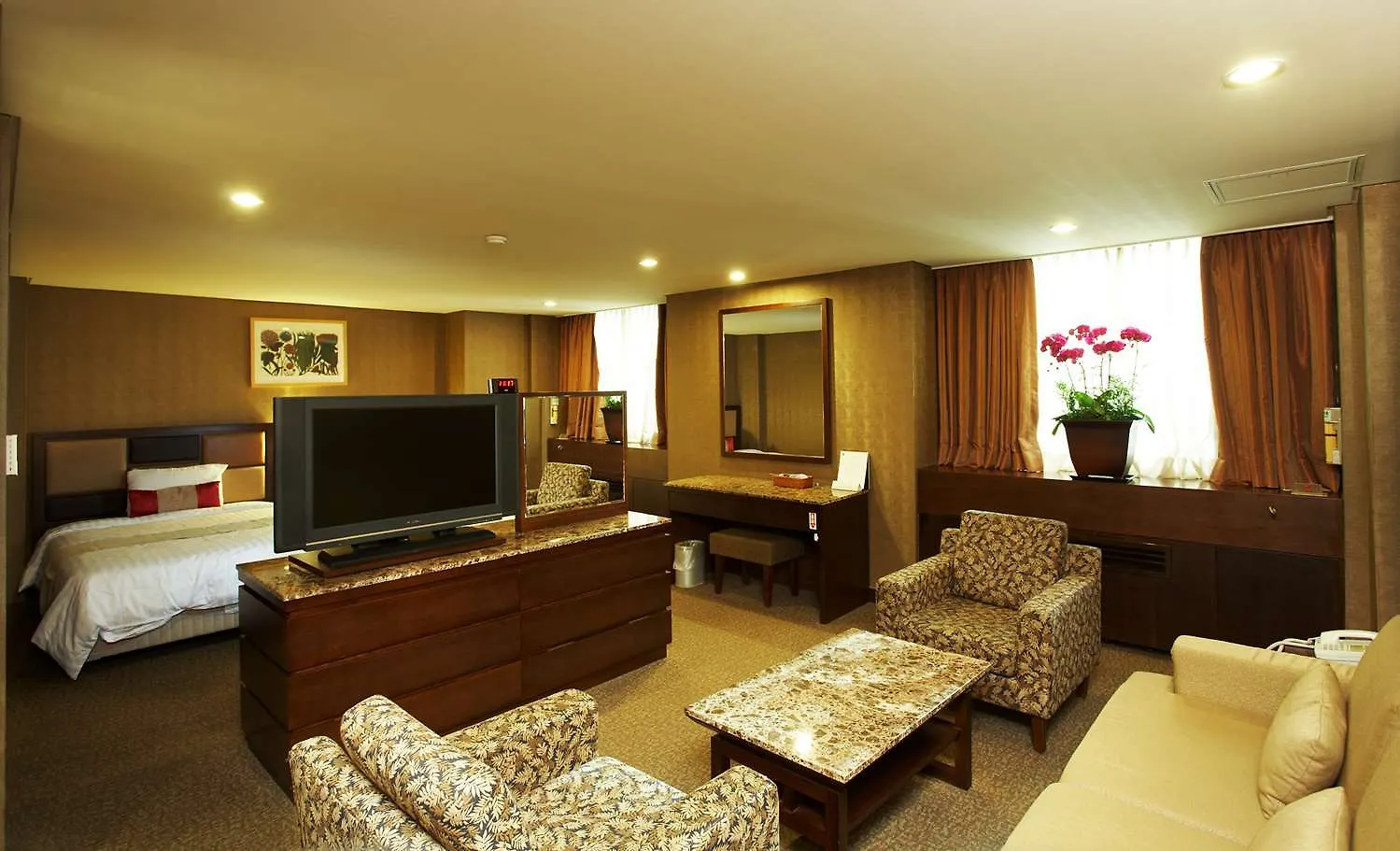 New Seoul Hotel Myeongdong
