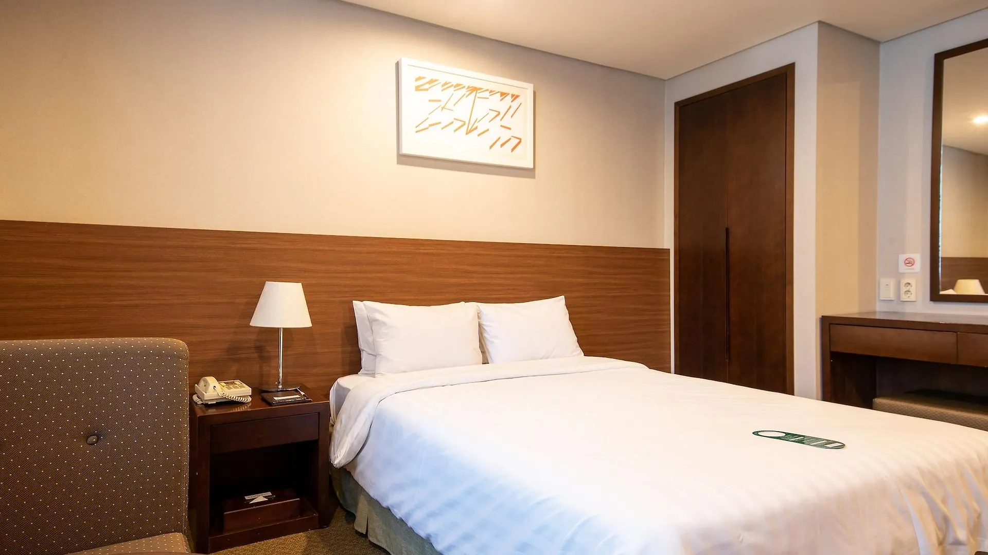 New Seoul Hotel Myeongdong 3*,  South Korea