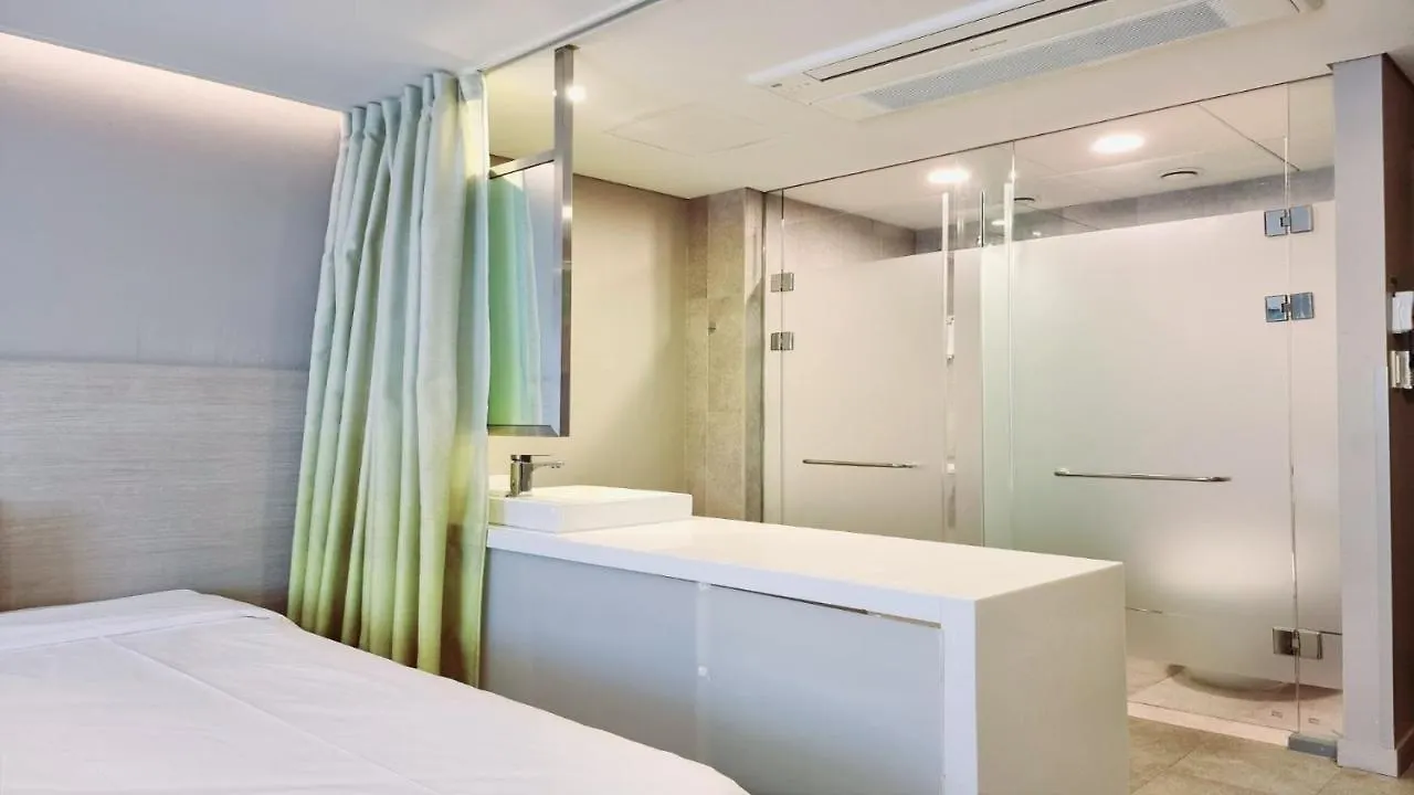New Seoul Hotel Myeongdong
